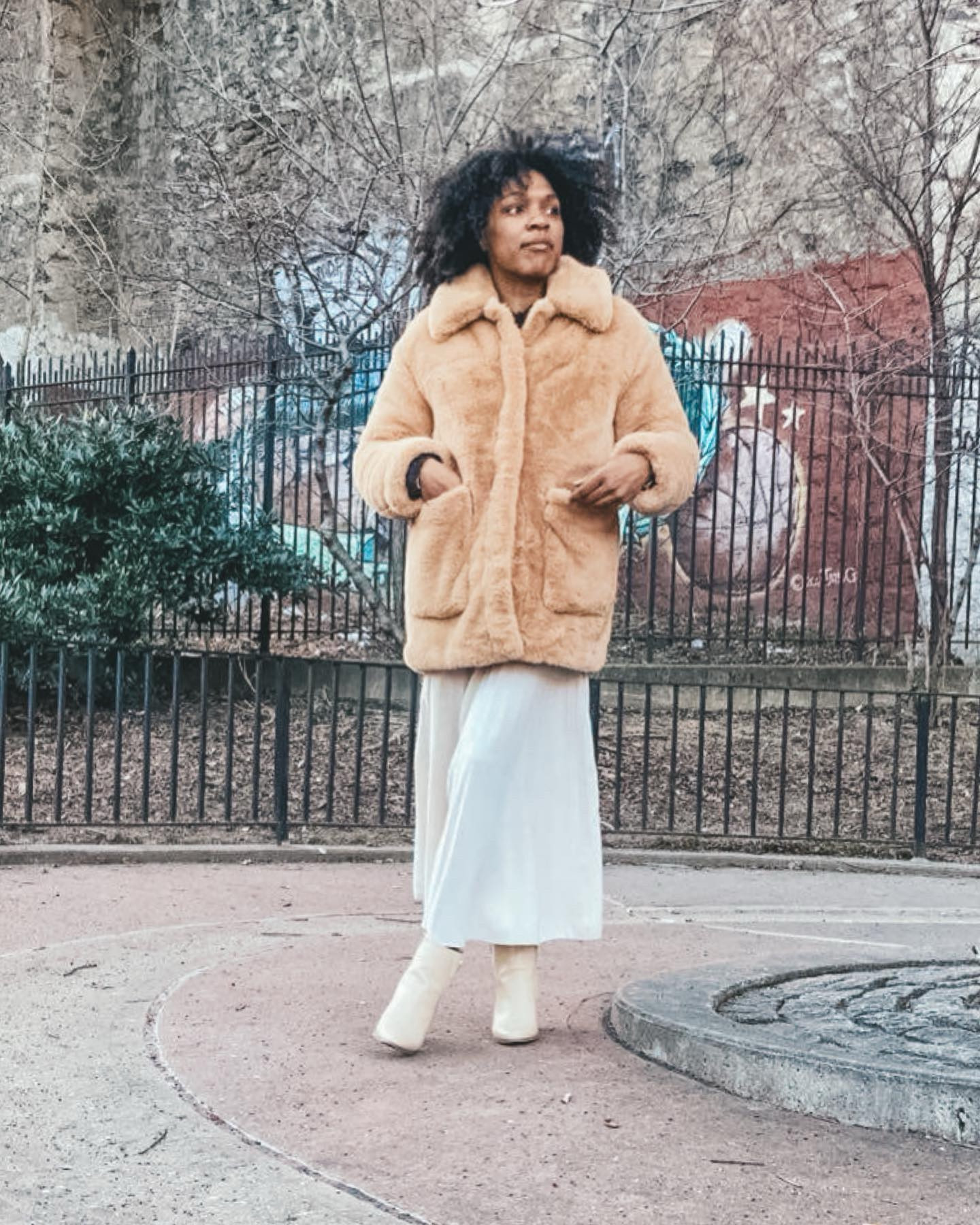 Cozy in my teddy. 🐻 https://liketk.it/4vPwe

.

Coat & Maxi skirt: @hm 

Boots: @shoedazzle 

. 

#liketkit #LTKstyletip #LTKSpringSale #LTKfindsunder50 


#LTKStyleTip #LTKSeasonal #LTKFindsUnder100