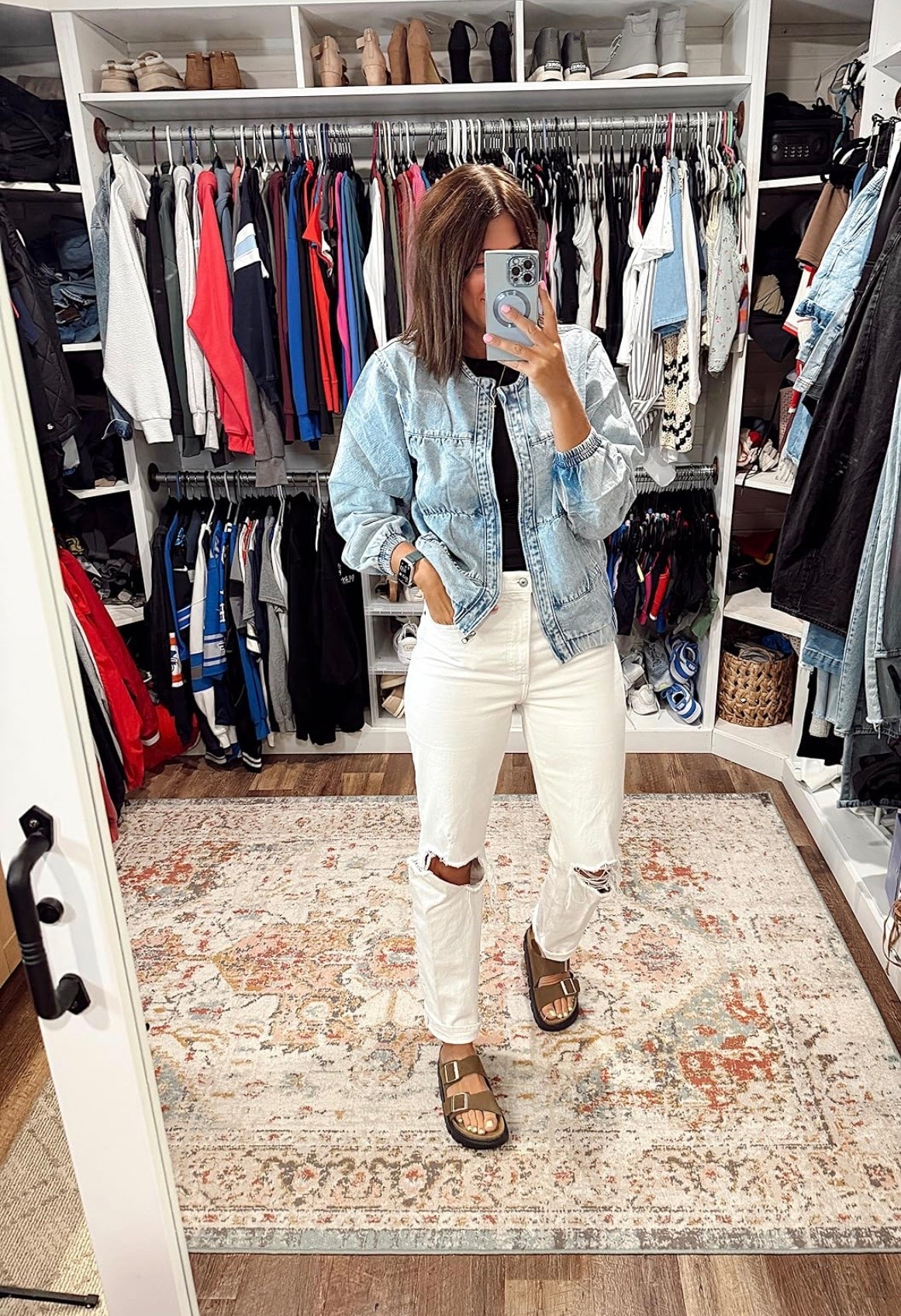 These jeans are so good! 👏🏻

#LTKgrwm #LTKmomlife #LTKdayinmylife