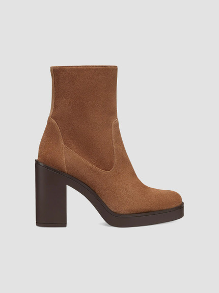 The Best Fall and Winter Boots – Alicia Wood Lifestyle display picture 1
