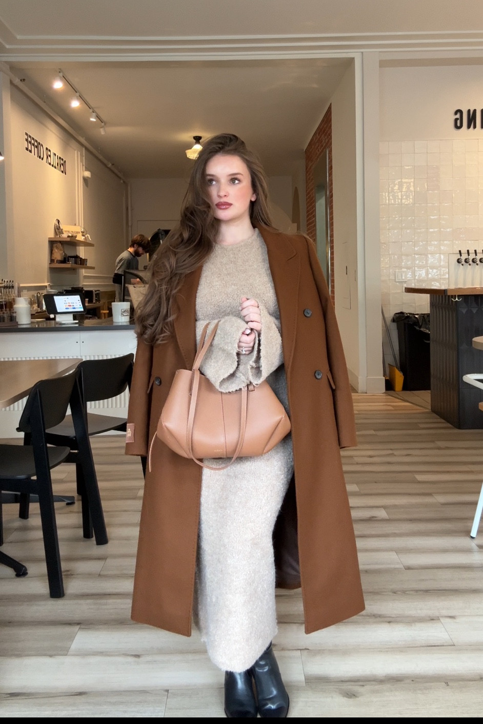 Coat Aritzia 
Dress boohoo 
Shoes Nordstrom 
Bag Polene 