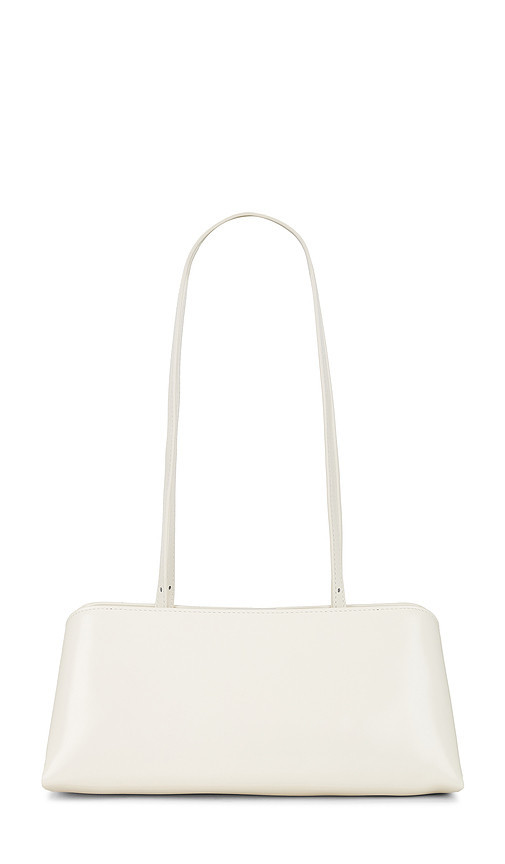 VERAFIED UMHÄNGETASCHE in Ivory. | Revolve Clothing (Global)