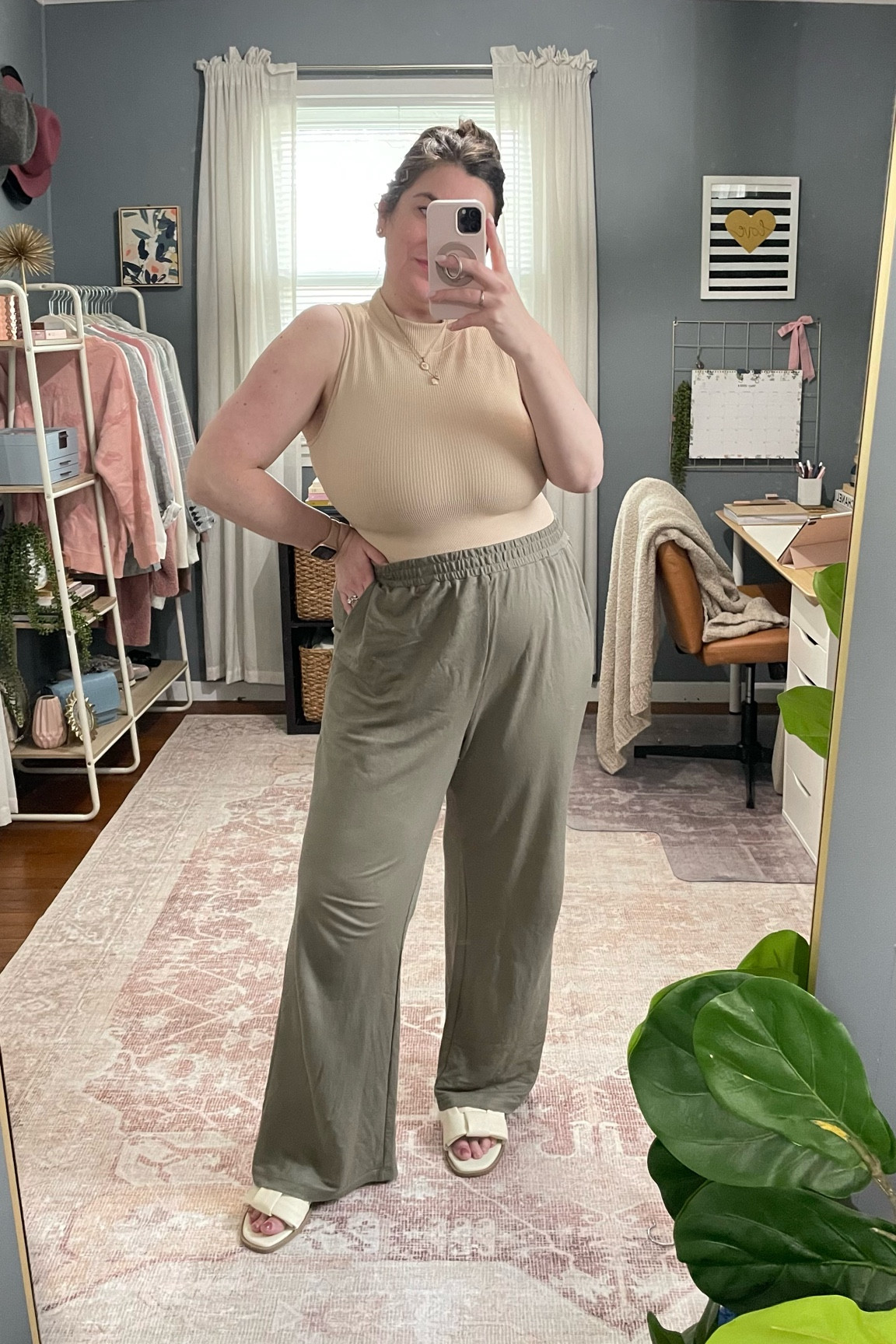 Wearing a large in the bodysuit and pants. Size 8 slides.

#LTKStyleTip #LTKMidsize #LTKFindsUnder50