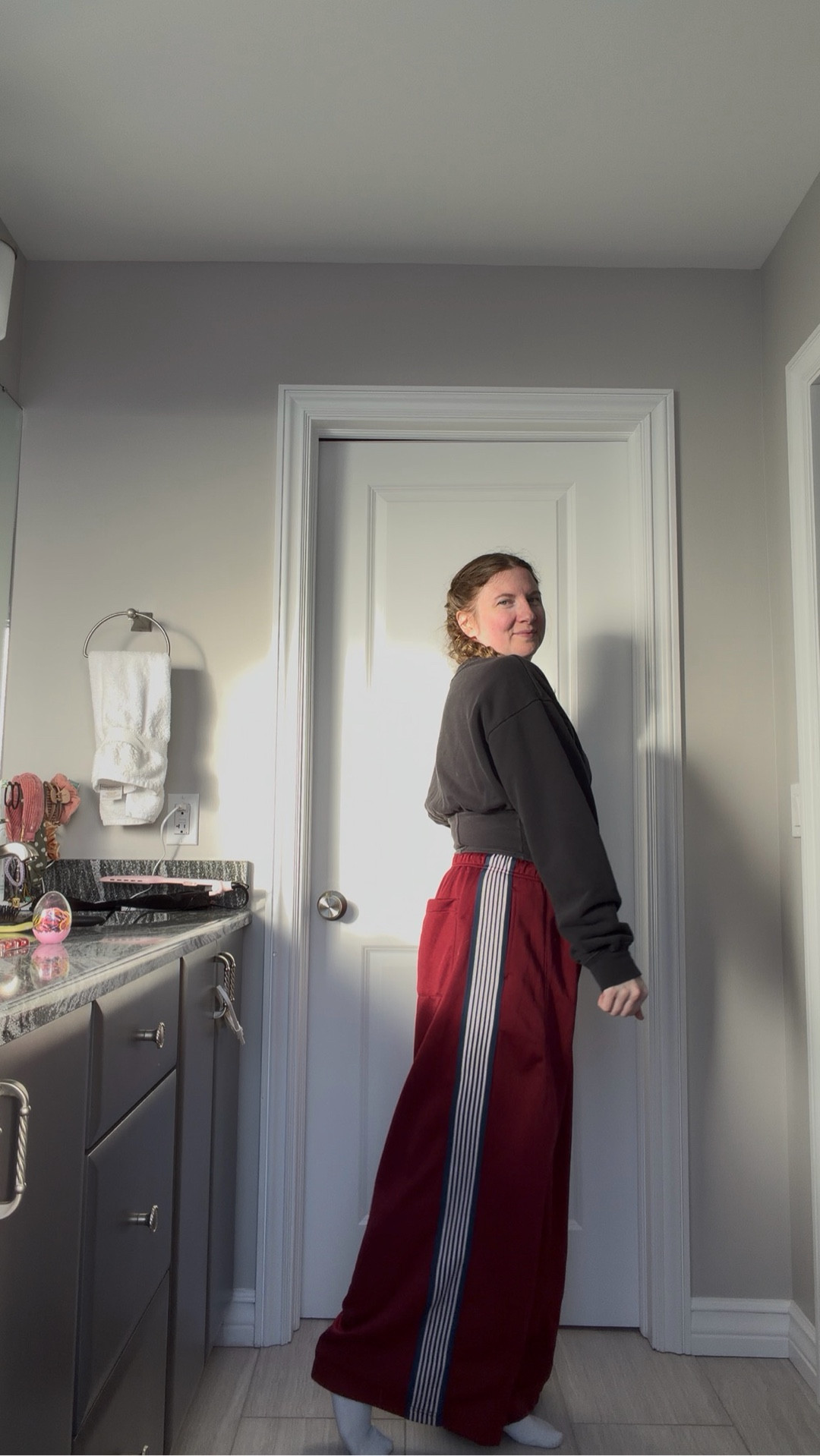 Obsessed with these pants 🤭🤭🤭


#LTKMidsize #LTKgrwm #LTKootd