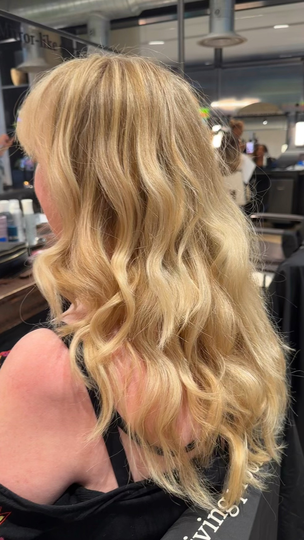 Beautiful hair calls for beautiful products !!

Check out my faves to achieve glossy silky looking hair !! 

Nb: My Boots lippy & tangle teeser are total “must haves” !!! 

#haircare #perfecthairday 

#LTKxBoots 

#LTKuk #LTKbeauty