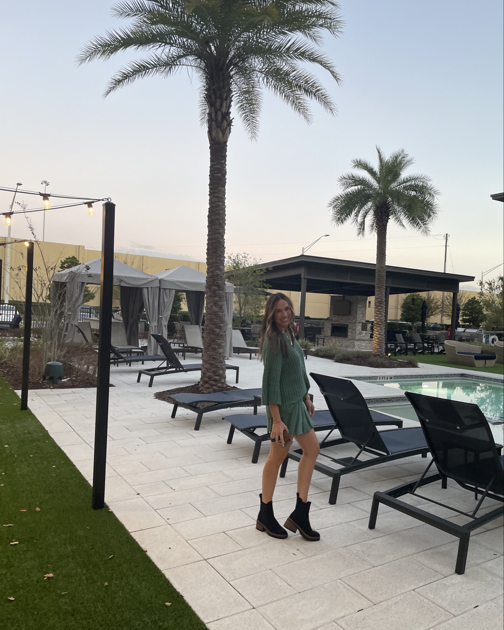 A set that screams holiday !! Add to cart 🤭🎁🥰

#LTKSeasonal #LTKHoliday #LTKGiftGuide