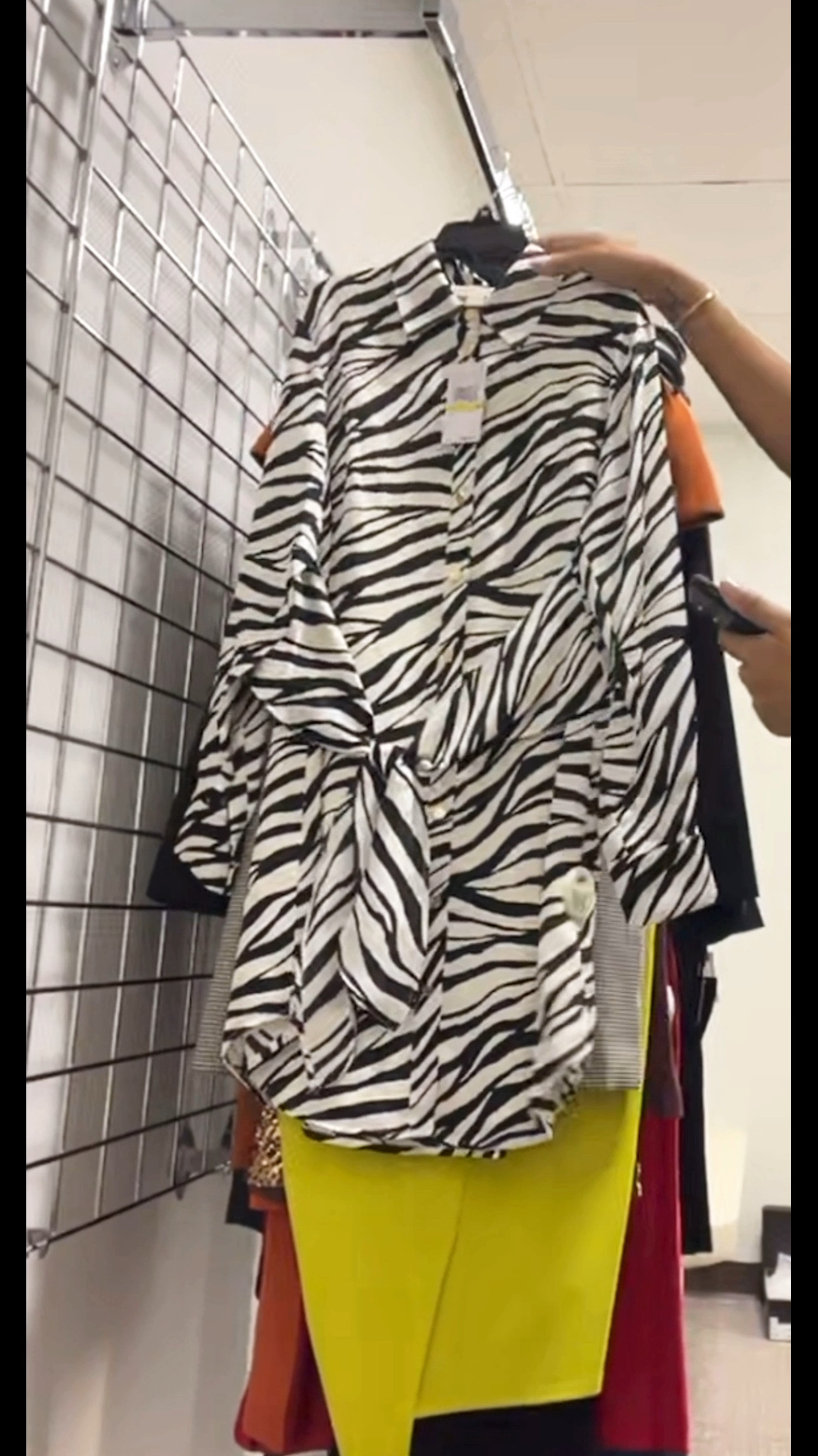 I had so much fun with my @macys #stylist today for my first of many #StyleSession and #Fitting. And the best part of it all is that it was virtual and I purchased my pieces via phone after my selection. I love how convenient it was and I’m most excited about the new pieces I added to my #wardrobe. Can’t wait to receive the items in the mail. Book a session, it is so worth it. Sessions are available both in person and virtual!
#MacysStylist #MacysStyleCrew #MacysStyle #MacysFashion #MacysLive #FallFashion #FallStyle

#LTKstyletip #LTKsalealert #LTKSeasonal