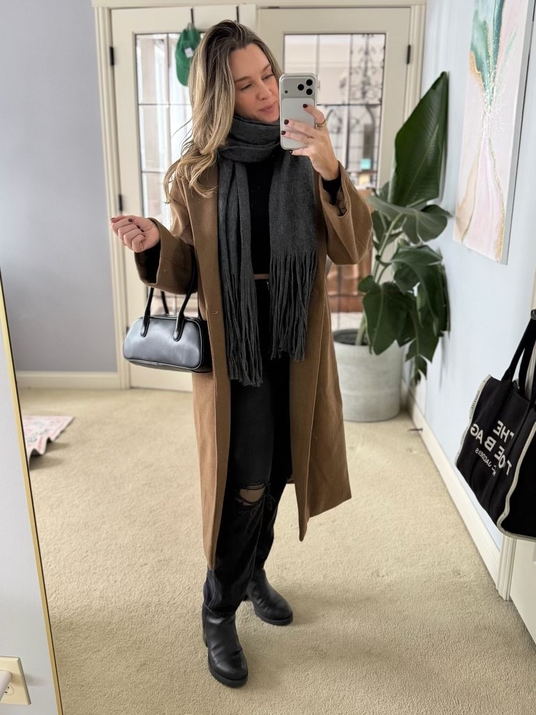 Perfect coat and scarf combo for the colder months

Women’s fashion, winter outfit, winter outfit inspo, winter fashion, winter style, trendy fashion, mom style, chic style

#LTKFindsUnder100 #LTKSeasonal #LTKHoliday