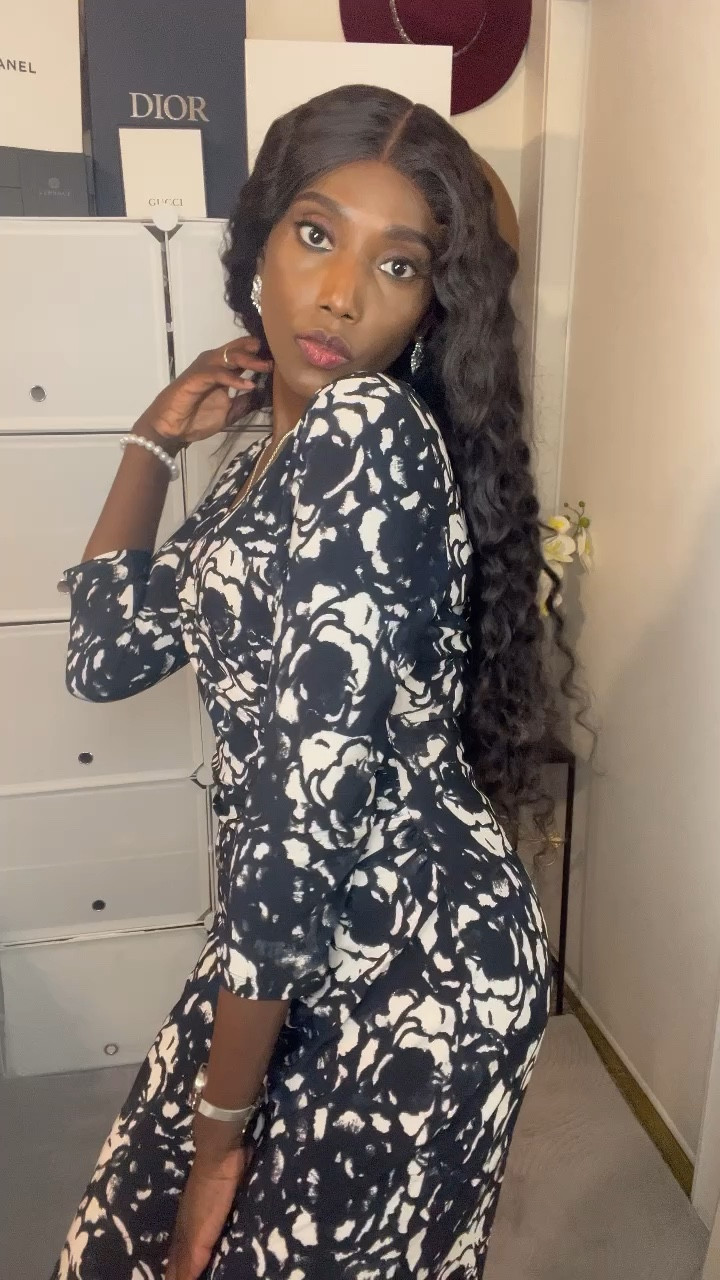 This dress is so comfy and can be worn for any occasion or event. The exact dress isn’t available but here’s a similar dress! 

#LTKstyletip #LTKworkwear #LTKVideo