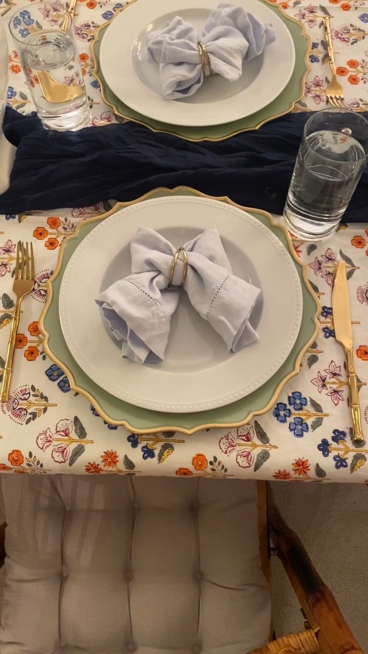 Thanksgiving tablescape!!! Easy and affordable tablescape options. Beautiful tablescape. Holiday tablescape. Friendsgiving tablescape. 

#LTKhome #LTKSeasonal #LTKHoliday