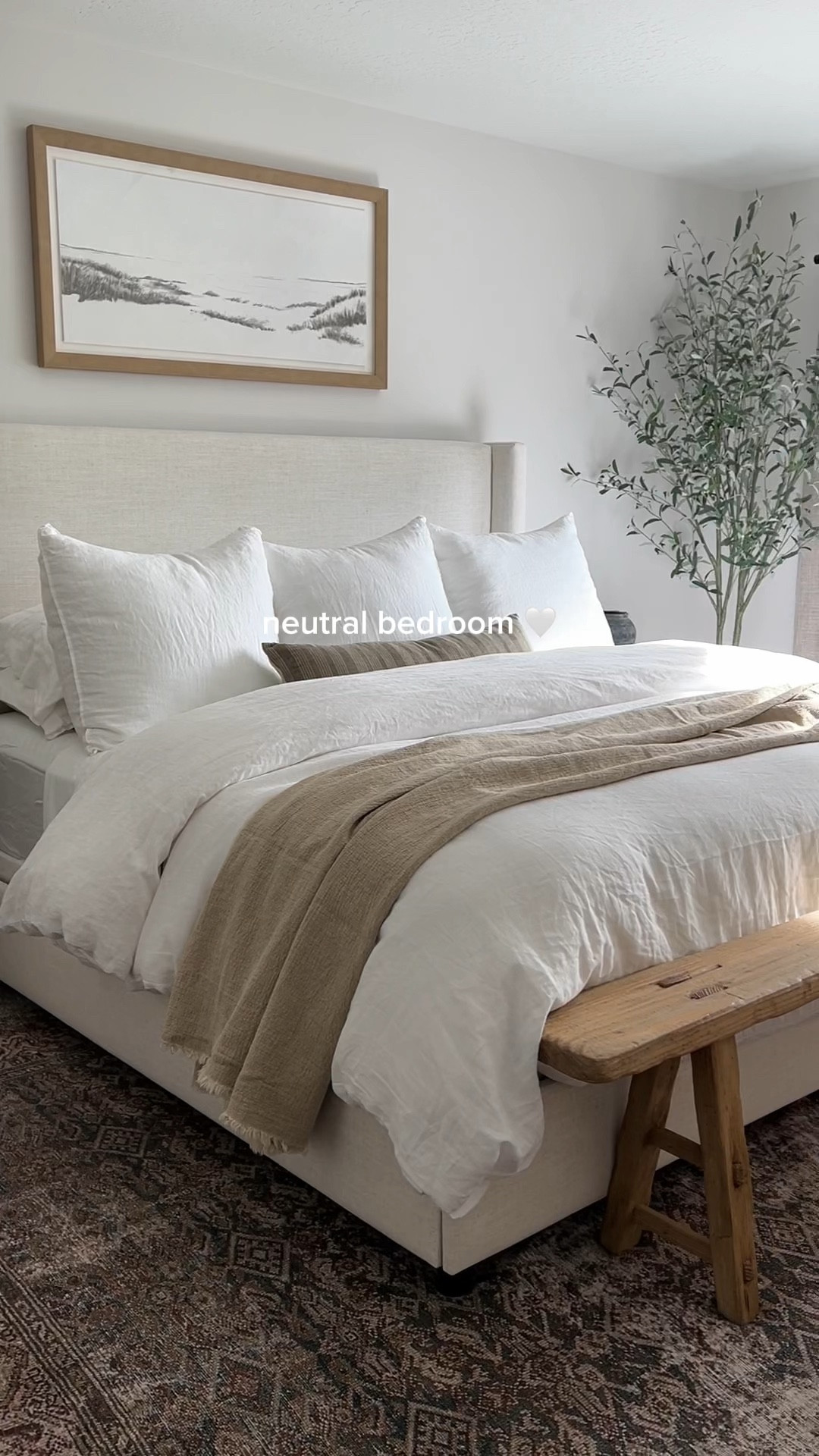Neutral bedroom 🤎

#LTKhome 

#LTKVideo