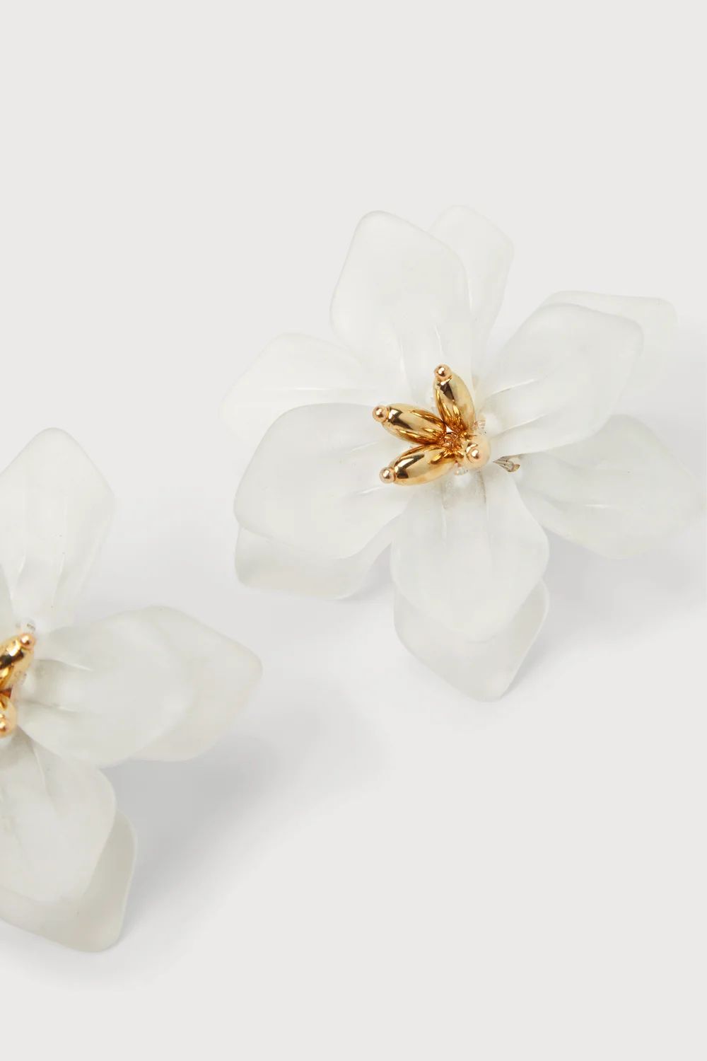 Blissful Blooming White and Gold Flower Statement Earrings | Lulus