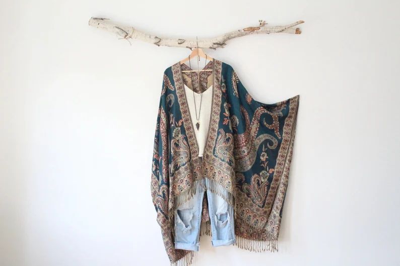 Read the full title
    Kimono, TAJ MAHAL #3, jacket, coat, cape, bohemian, shawl, wrap, summer, ... | Etsy (US)