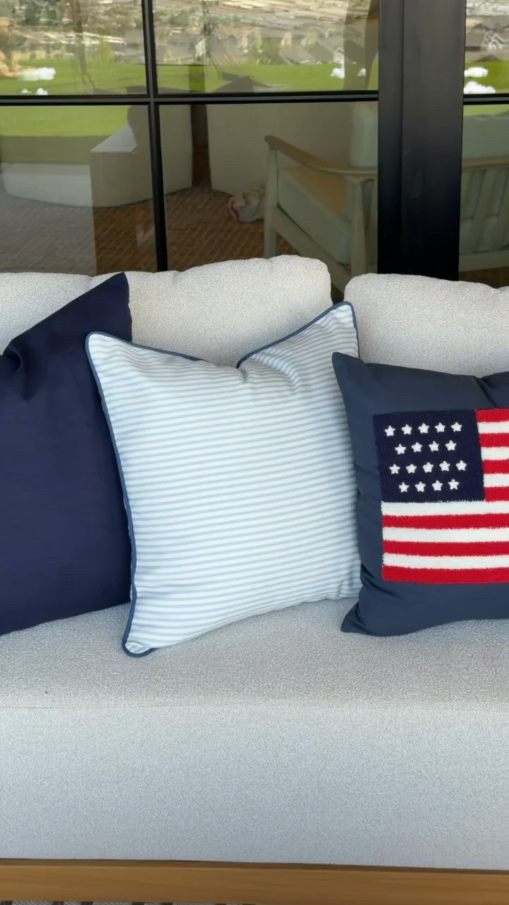 Fourth of July decor 💫

Fourth of July pillows, summer outdoor pillows, flag pillow, Amazon home

#LTKSeasonal #LTKHome