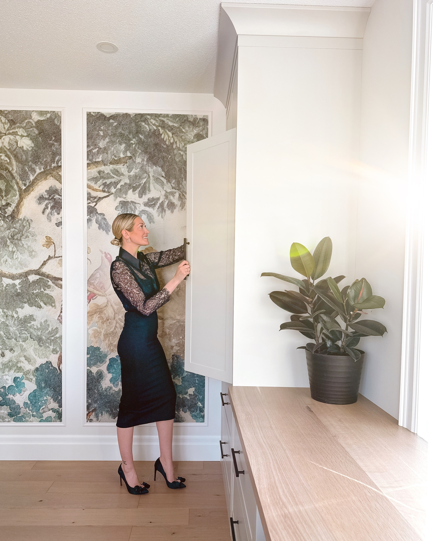 The piece we get complimented most in our house, our wallpaper.

#LTKhome #LTKstyletip