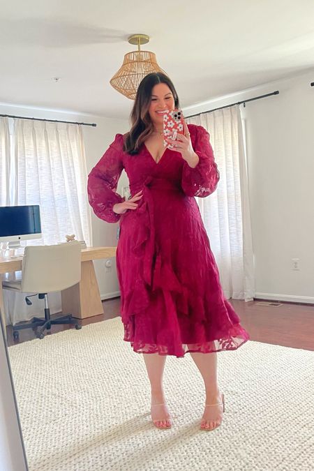 Midsize spring wedding guest dresses from Lulus! This burgundy lace faux wrap dress is so elegant + it would be great for a wedding, Valentine’s Day, or date night! 

Shapewear - 40D
Dress - XL
Shoes - 10 

Wedding guest, wedding guest dress, lulus, lulus wedding, midsize dress 



#LTKwedding #LTKSeasonal #LTKmidsize