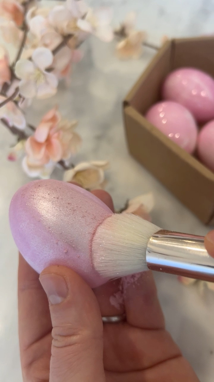 Edible glitter eggs 🌸🐣 #easter 

#LTKHome