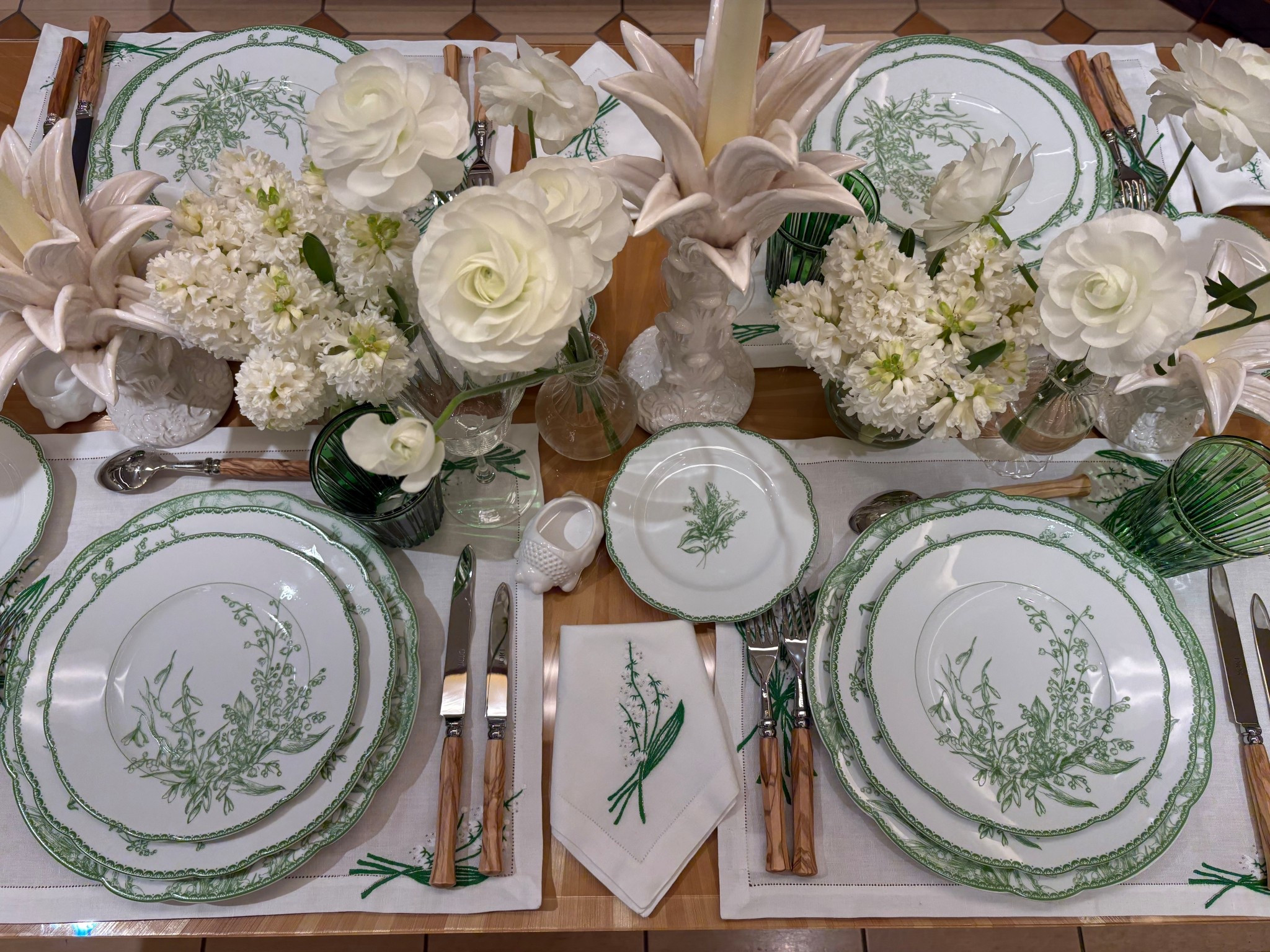 This is an original Dior Maison table decoration and I have linked similar products to create the same look

#LTKfoodie #LTKWedding #LTKHome