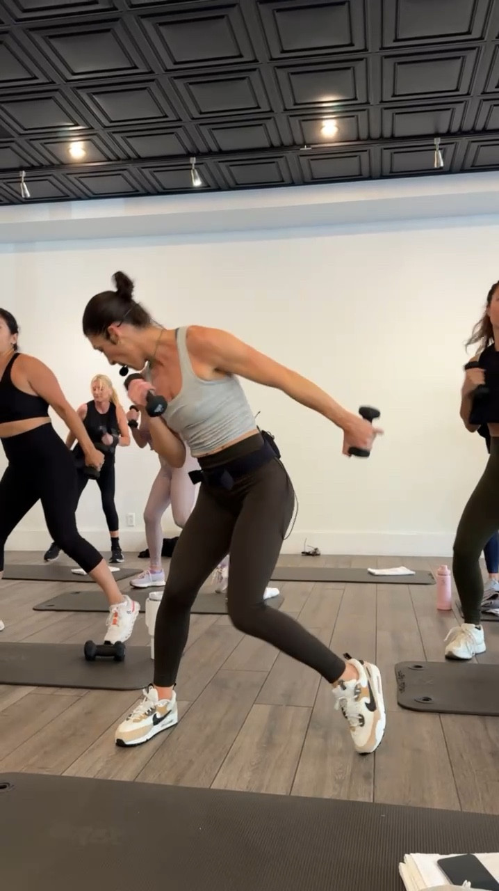 Loving these Nikes

#LTKShoeCrush #LTKFindsUnder100 #LTKActive