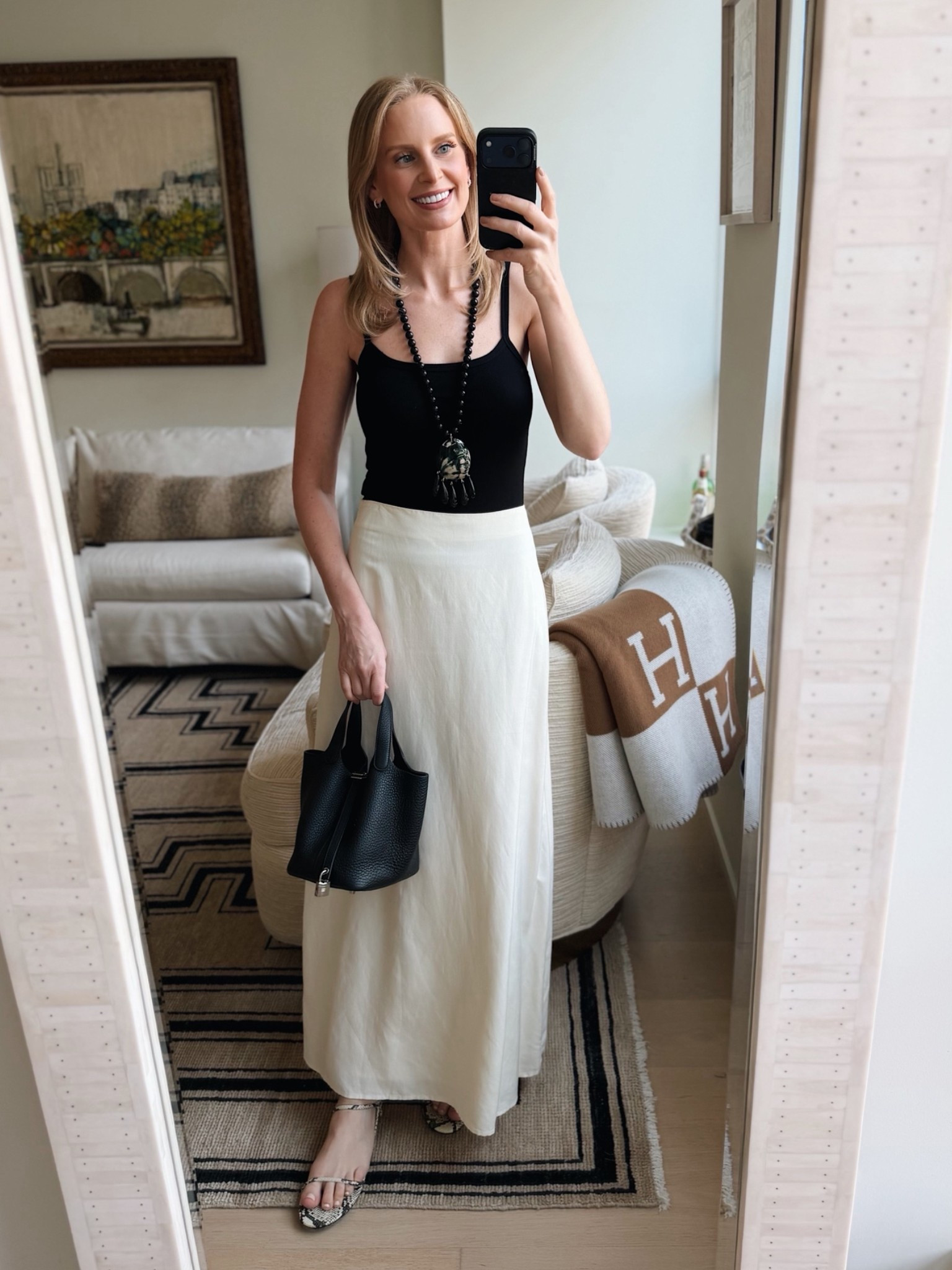 Tonight’s look! My skirt is old so I linked a similar style.

#LTKootd