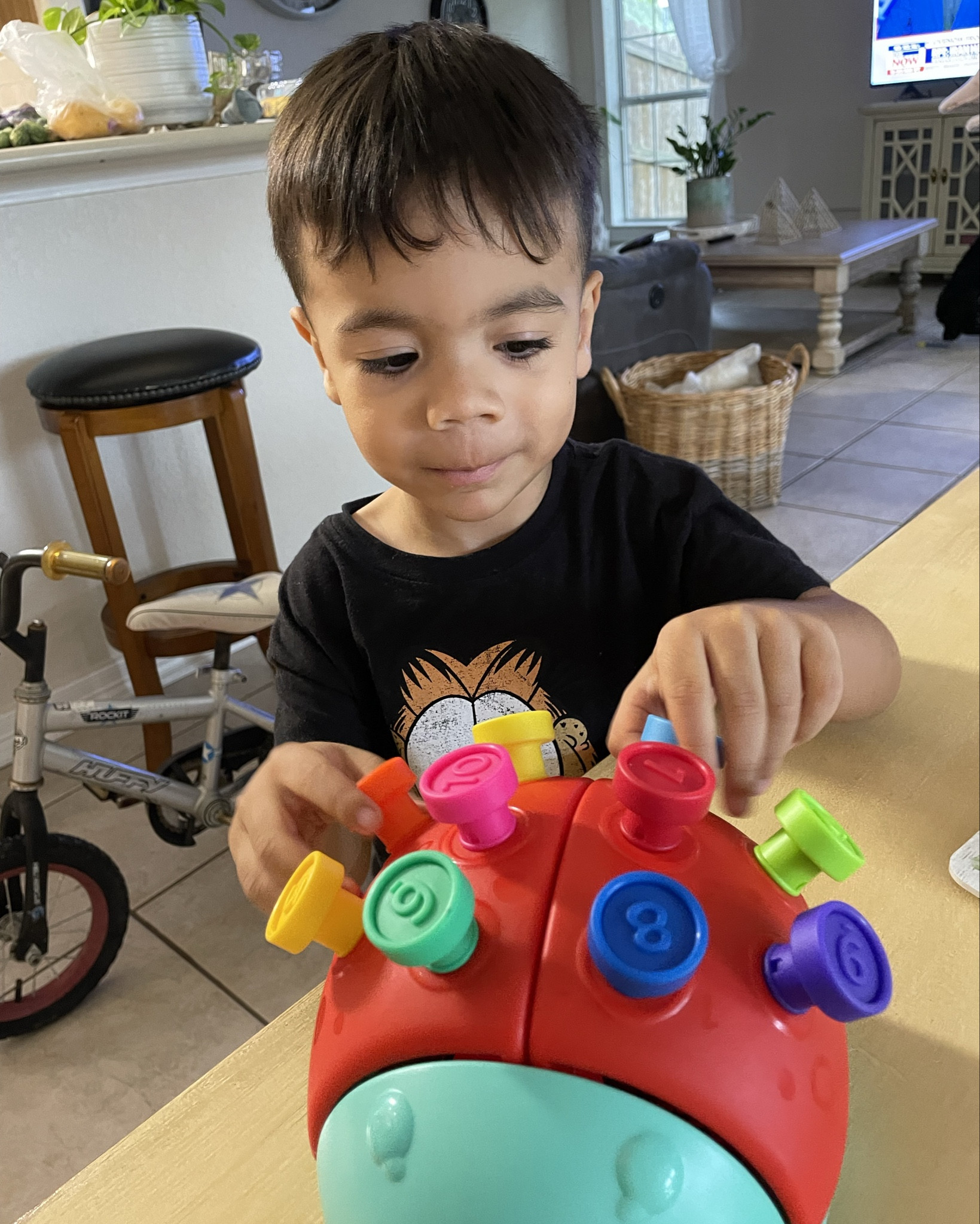 Another fav by battat education! Work on fine motor skills, number & color recognition, the list goes on! 

#LTKKids