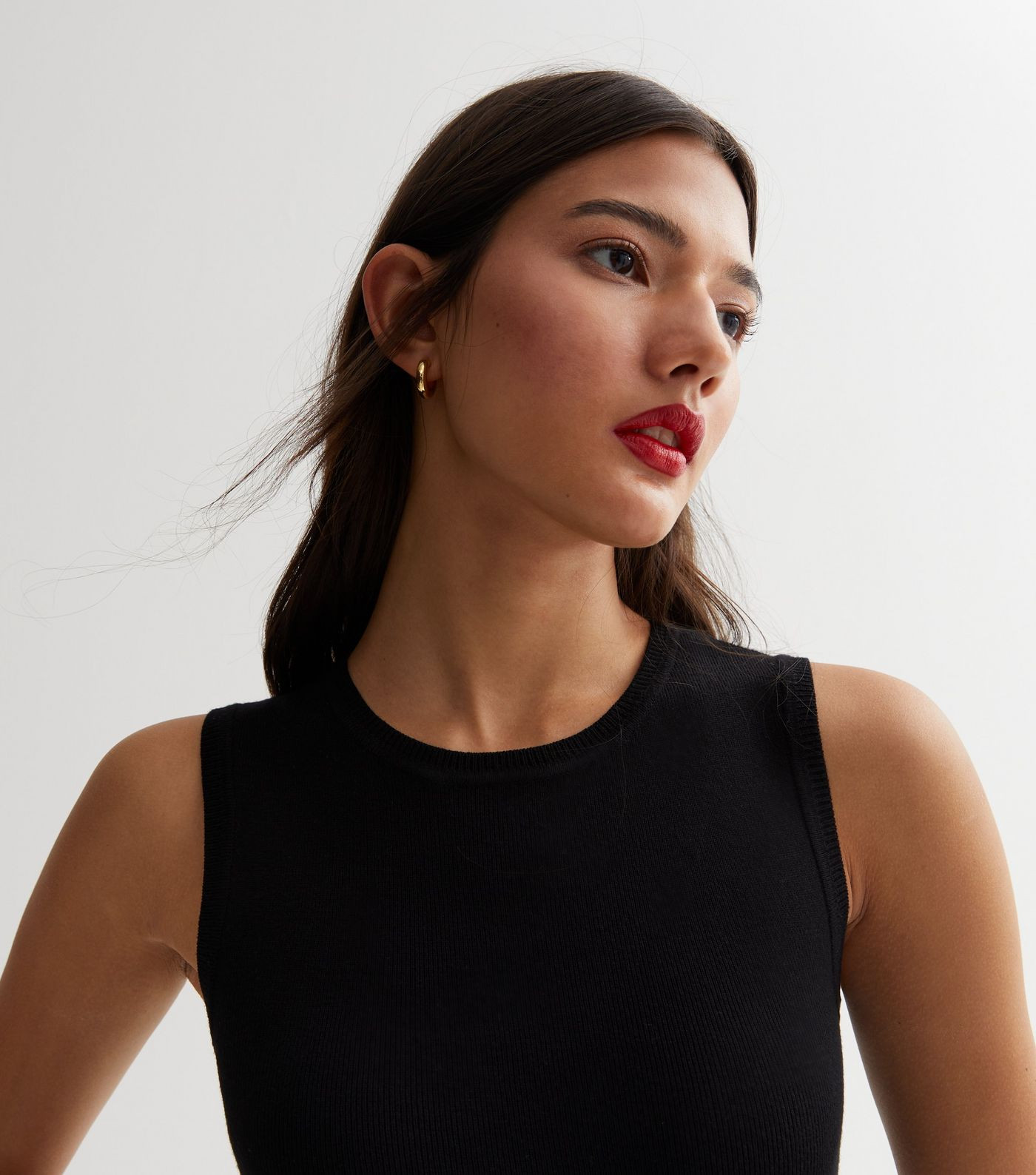 Black Ribbed Knit Crew Neck Vest
						
						Add to Saved Items
						Remove from Saved Items | New Look (UK)