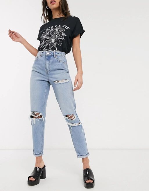 Topshop ripped pocket detail Mom jeans in bleach wash | ASOS (Global)