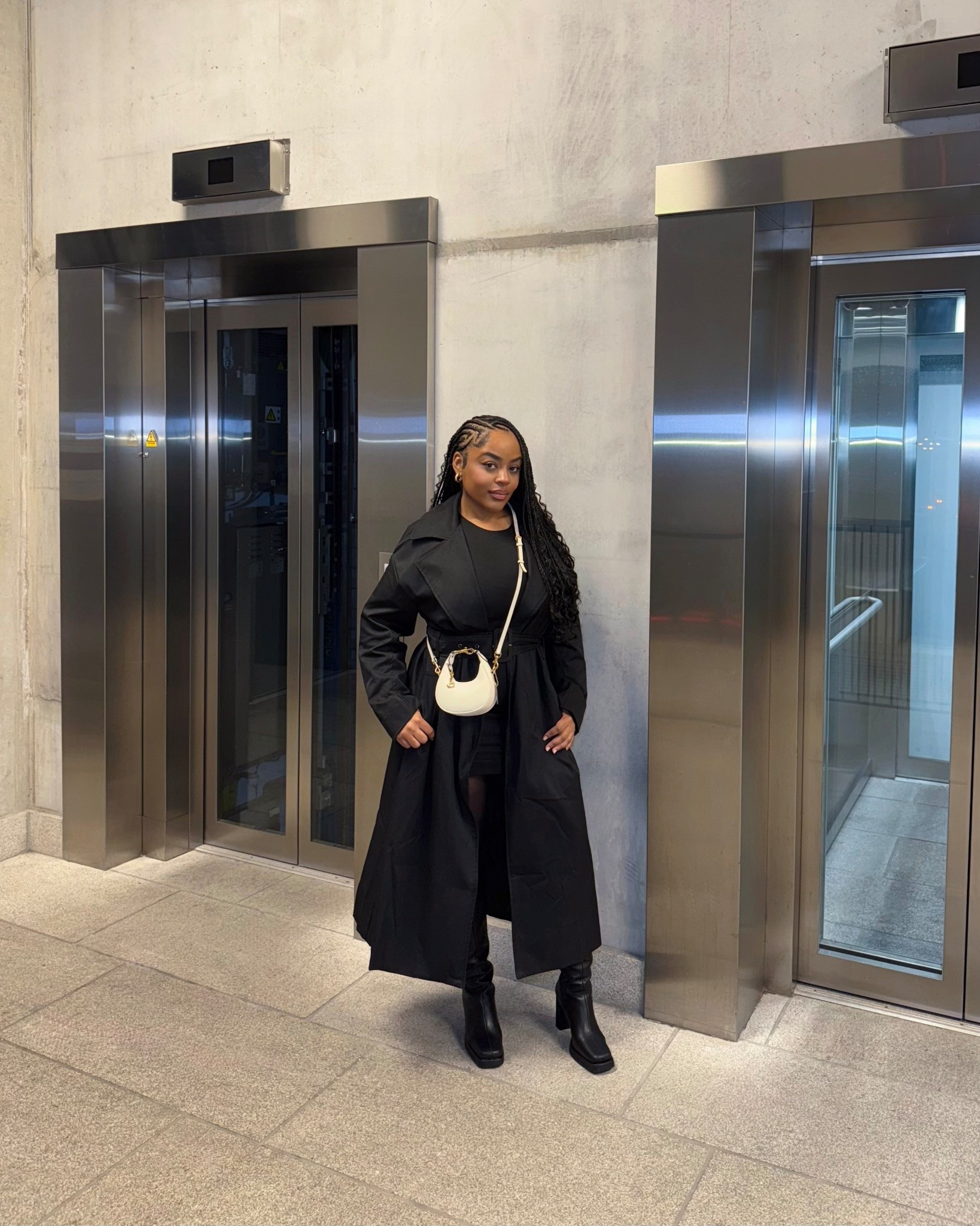 all black fits >>

#LTKwinter #LTKdatenight #LTKFashionMonth