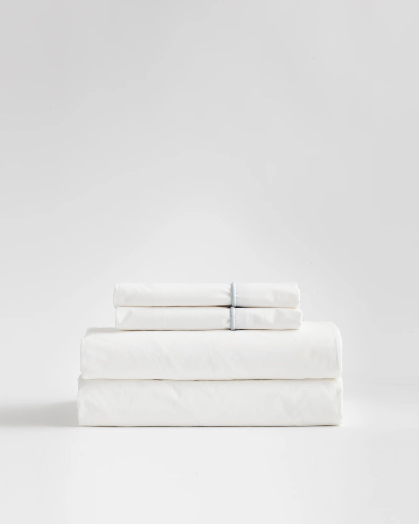 Classic Organic Percale Piped Sheet Set | Quince