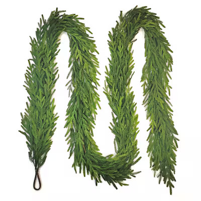 Holiday Living Indoor/Outdoor (non powered) 12-ft Artificial Garland | Lowe's