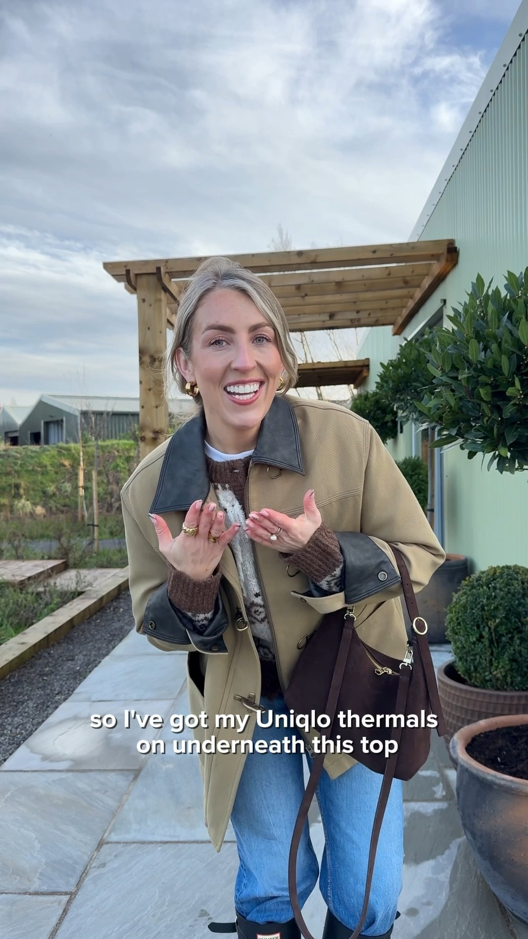 What I’m wearing for a cosy countryside walk 🪵🌳🐶 

Countryside outfit, barn jacket, hunter wellies, Christmas jumper, Christmas cardigan 

#LTKfestive #LTKwinter #LTKstyletip