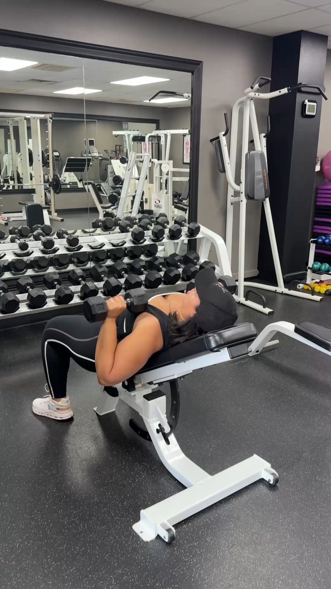 Workout  routine in the best activewear. 

#LTKActive #LTKSaleAlert #LTKFindsUnder100