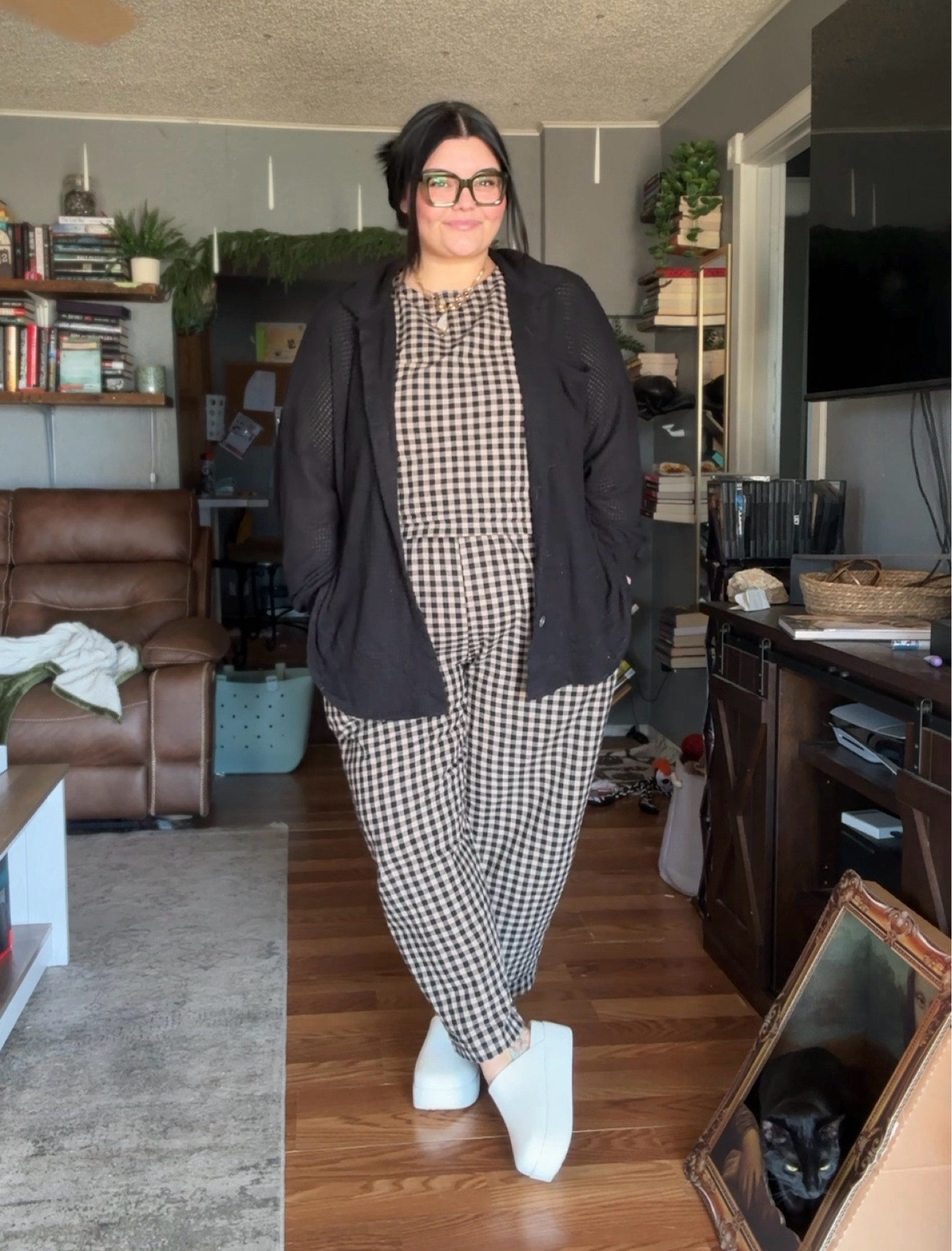 im a size 16 wearing an xxl in the checkered set, a size up from my norm in my dylan clogs and a size up in the black over top! 

#LTKmomlife #LTKootd #LTKgrwm