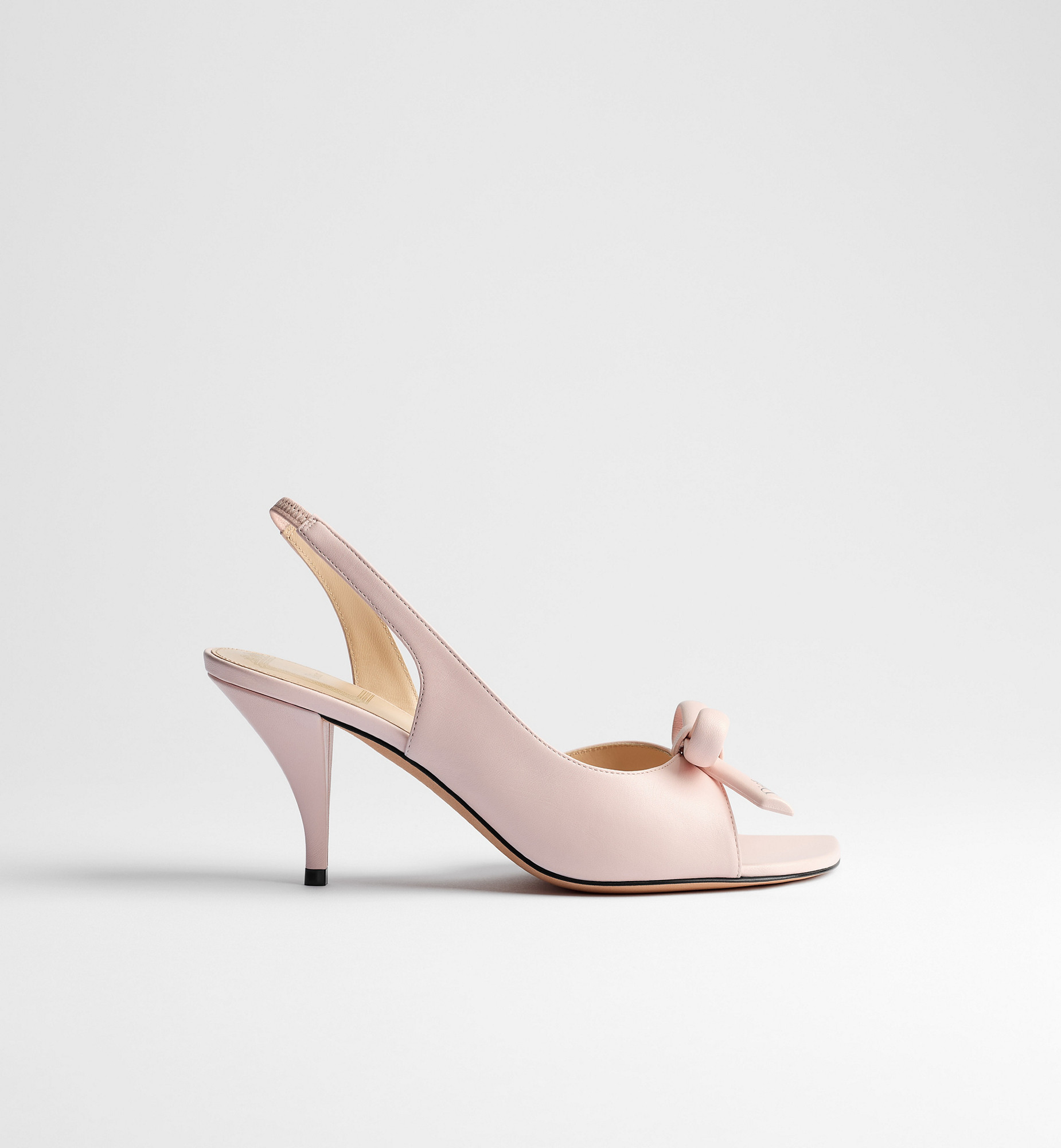 Dior Bow Heeled Slingback Sandal Rose Soupir Lambskin | DIOR | Christian Dior Parfums UK