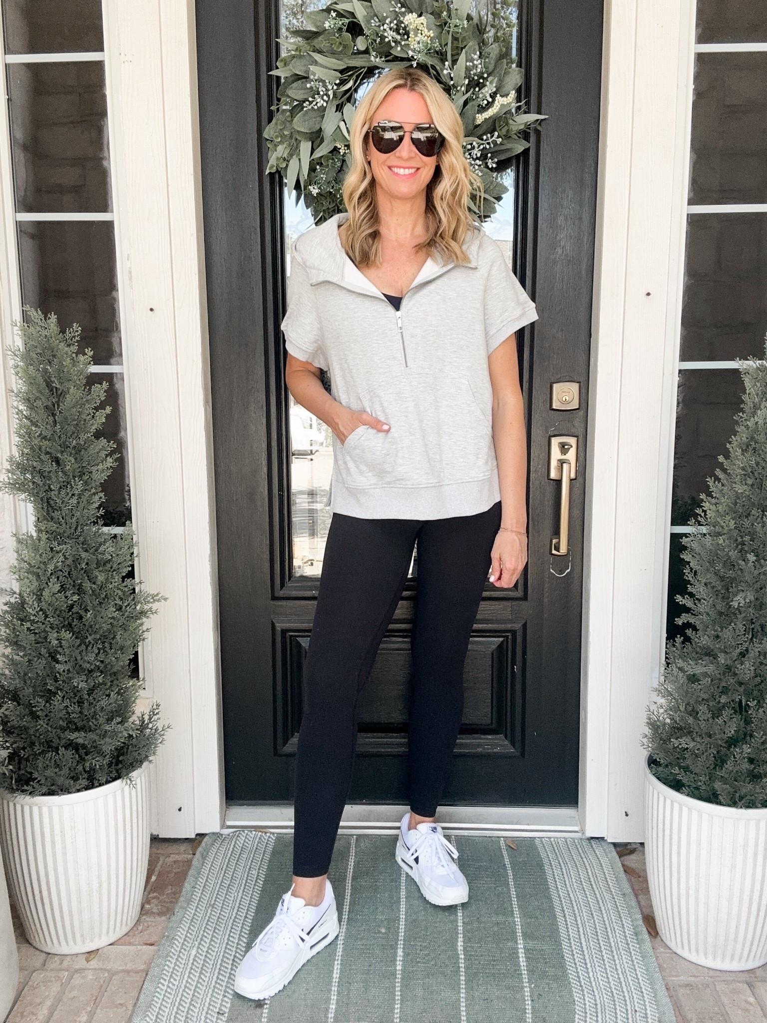 Hooded athleisure top on promo for limited time. Use code EPF47ZYF


#LTKFindsUnder50 #LTKSaleAlert #LTKActive