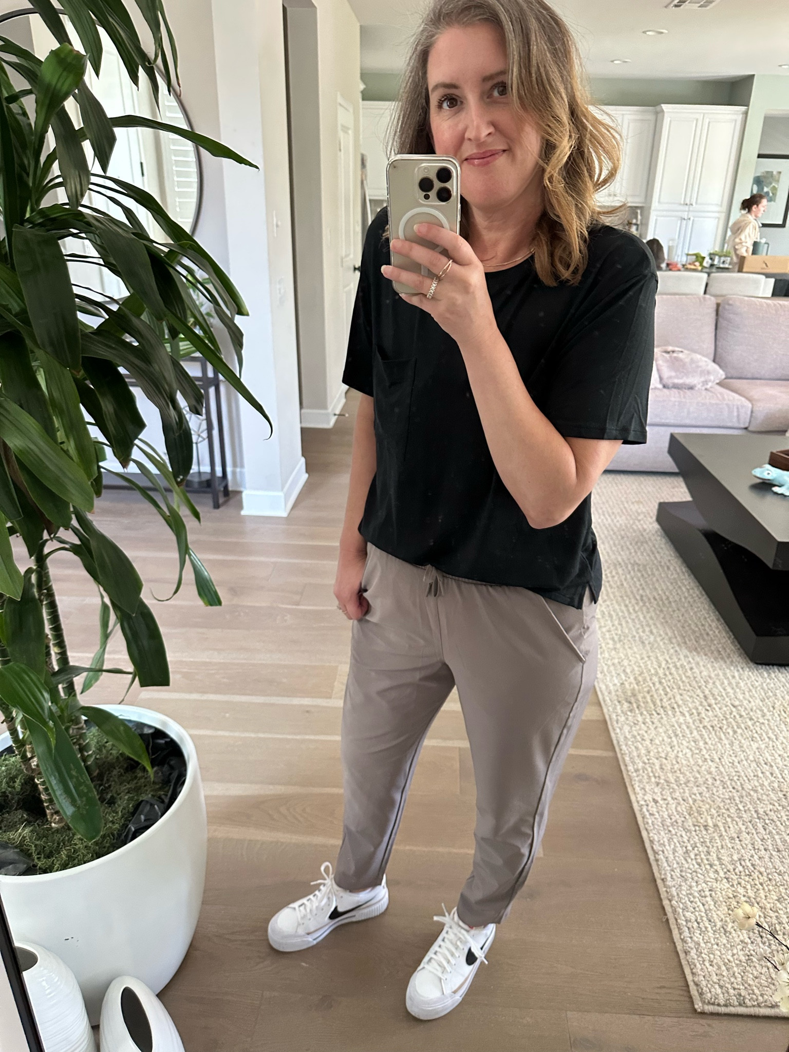 Wearing a medium in both, top and pants  

#LTKfit #LTKstyletip