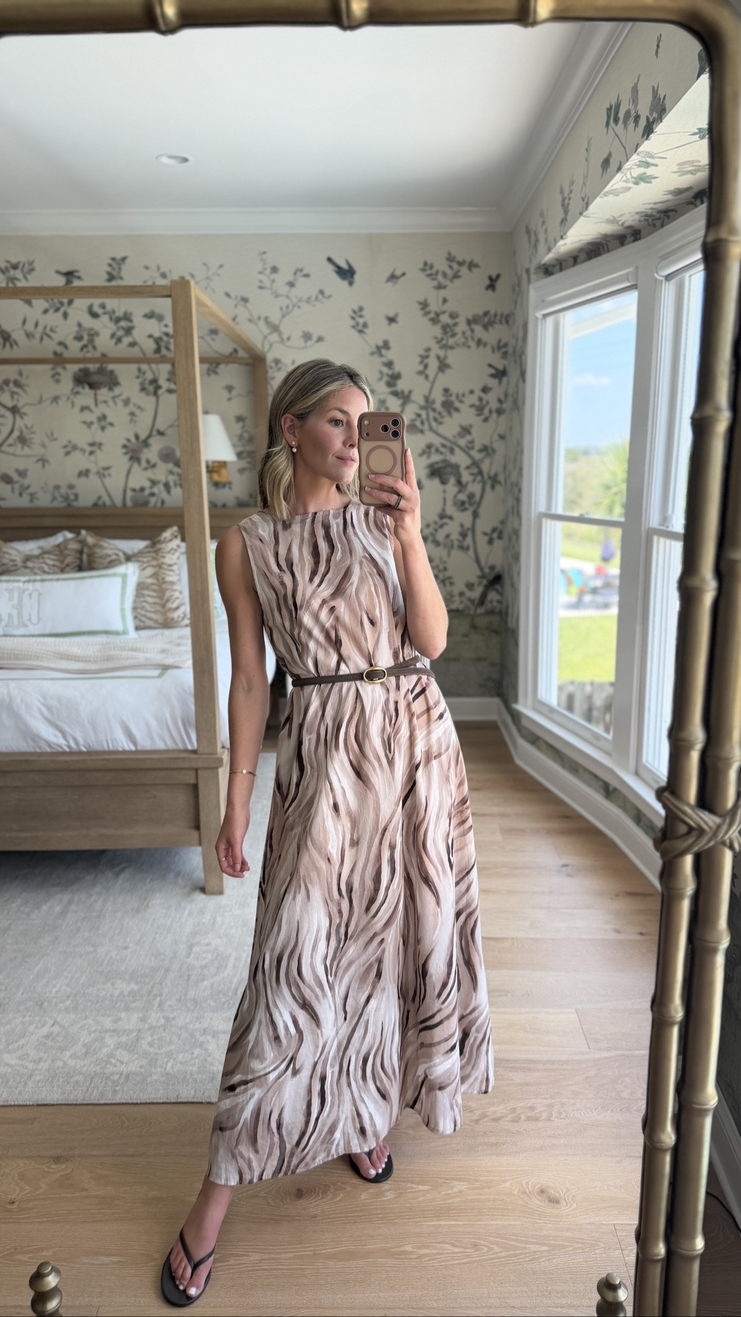 the 10 things i’m loving right now that are actually worth every penny 🙌🏼 from a statement tote + travel pants to a denim skirt that goes day to night, cozy pjs, sleep underwear, the perfect sweater, sunglasses, earrings + athletic wear. these are the recent finds that have earned a permanent spot in my closet.  

 #LTKootd #LTKSeasonal