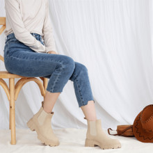 Womens Chelsea Ankle Boots Fashion Lug Sole Platform Elastic SlipOn Booties | SHEIN