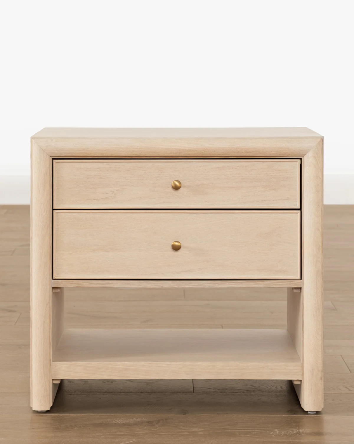 Tellerbeck Dresser | McGee & Co. (US)