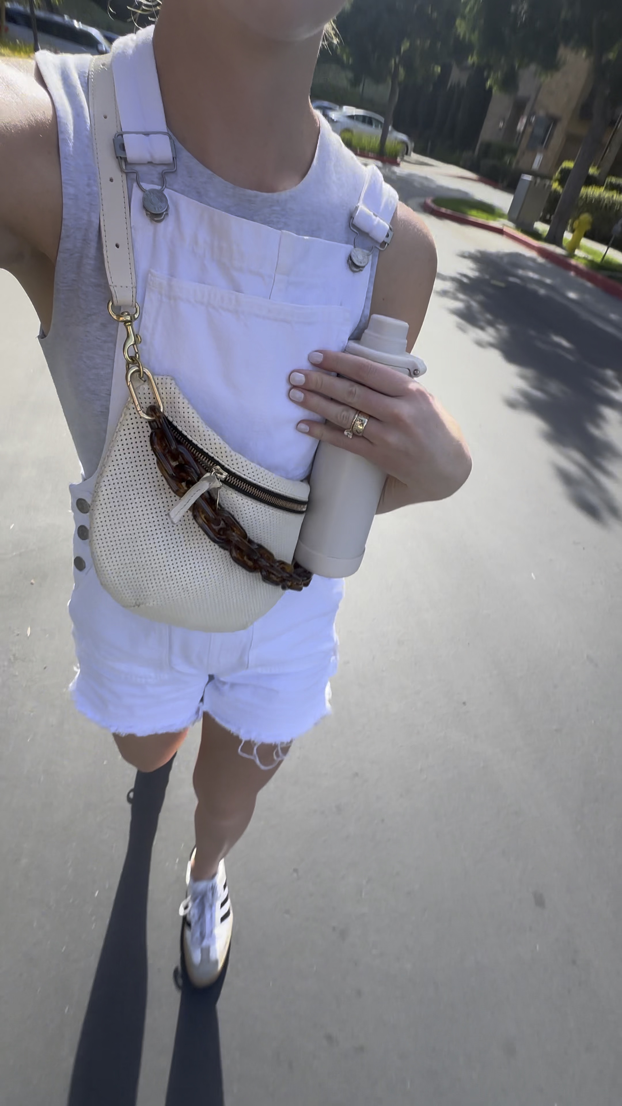 Feels like spring and it’s FRIDAY! 

#LTKStyleTip #LTKFindsUnder100