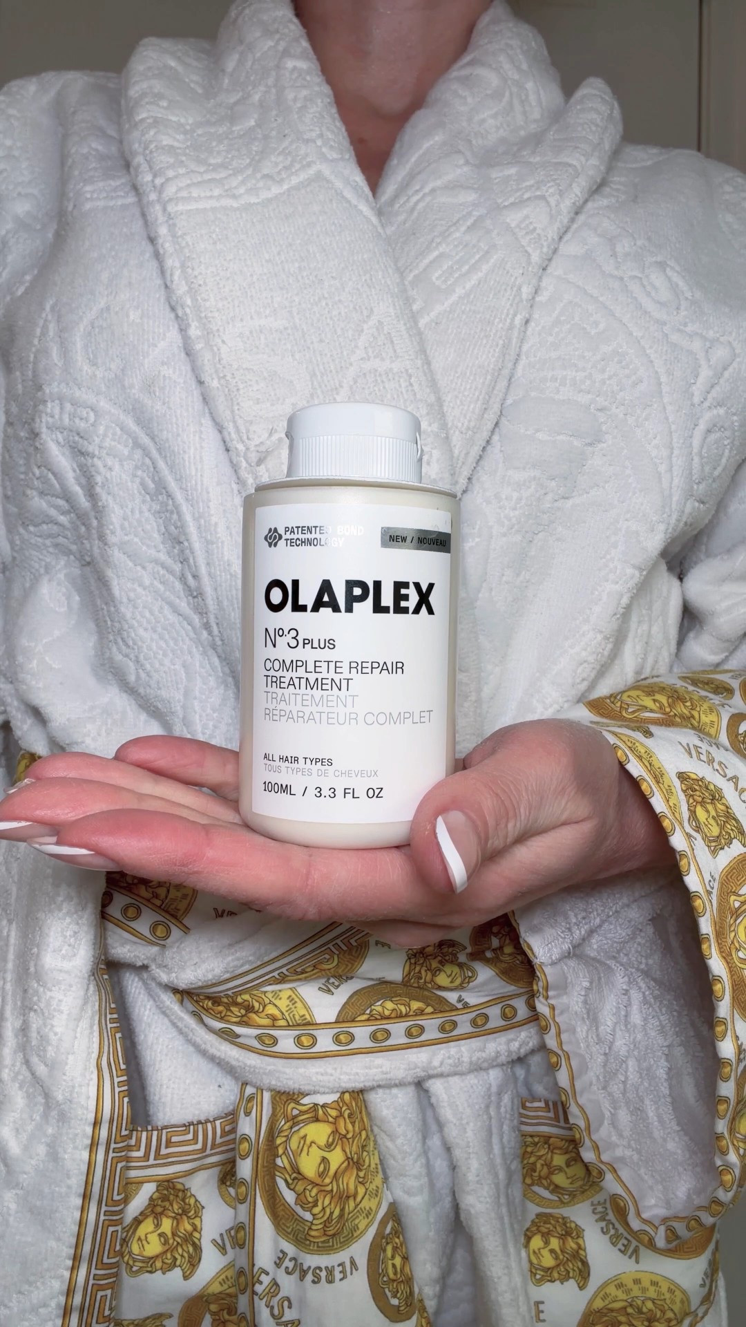 #olaplexpartner Blonde maintenance is not accidental.

The NEW Olaplex Nº.3 PLUS is a pre-shampoo repair treatment formulated to strengthen and soften in just three minutes. It targets internal damage while helping hair feel smoother and more resilient after one use.

If you’re investing in your colour or protecting your length, this should be part of the routine.

Strength first. Shine second. Link in today’s stories & blog highlights 🔝 

@olaplex #olaplex #olaplextreatment #olaplexhair #olaplexno3 