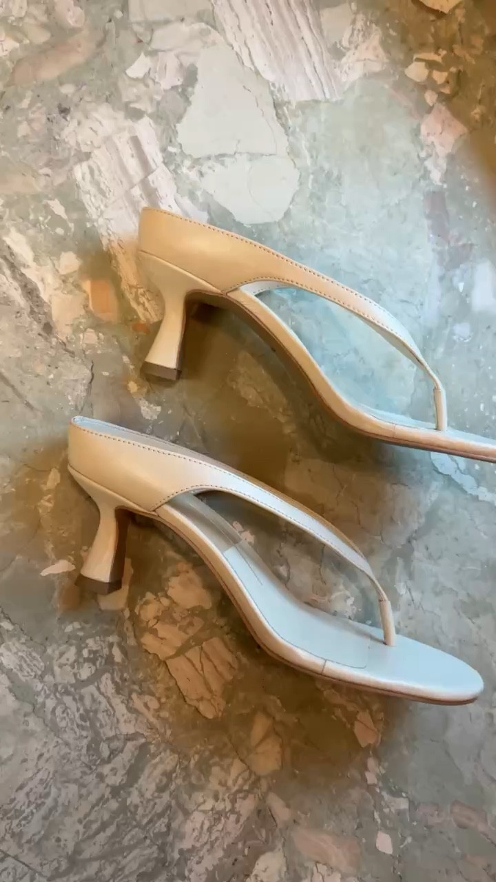 New spring heels I got in 😍 so obsessed with a white shoe for spring & summer. The heel height id perfect - I'll be grabbinh for these 24/7