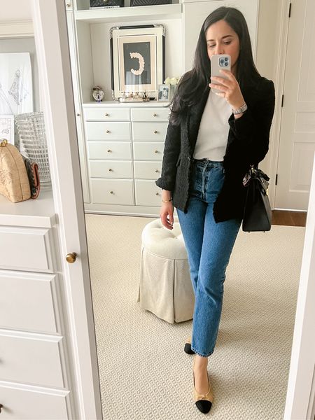 This has been my uniform for quite some time. I love the white tee I own like 3 of them. The jeans are classic Levi’s. Flats are chanel but found two similar styles that are great. 

#LTKfindsunder100 #LTKstyletip #LTKitbag