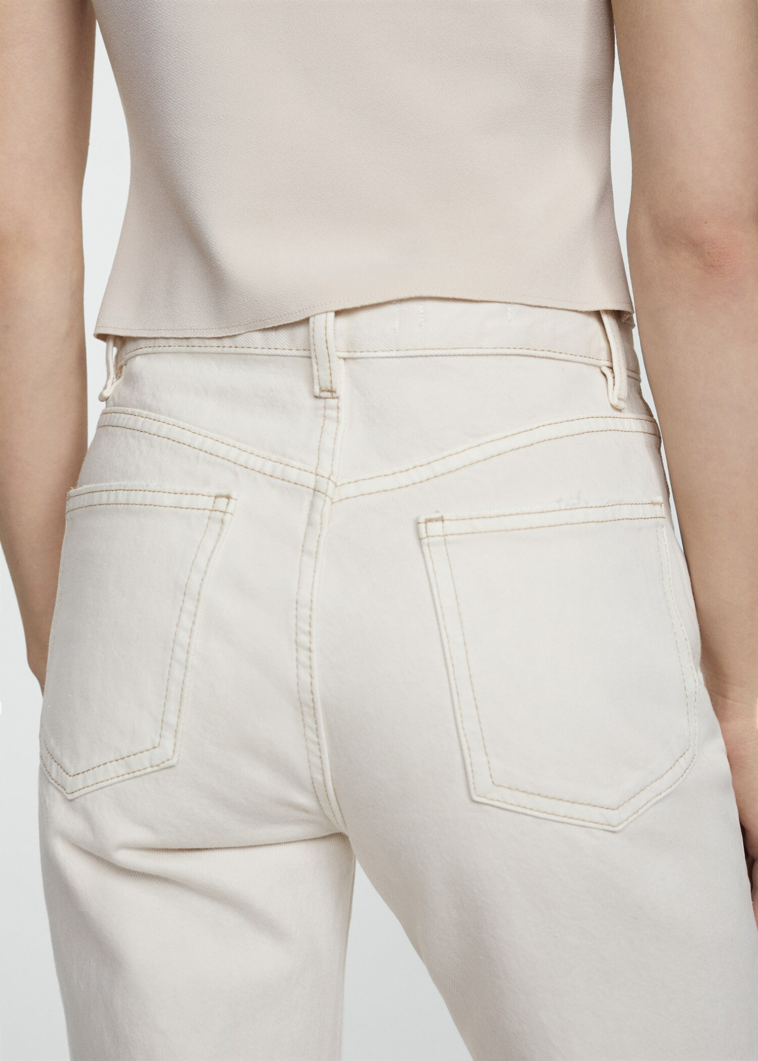 Mid-rise straight jeans | MANGO (US)