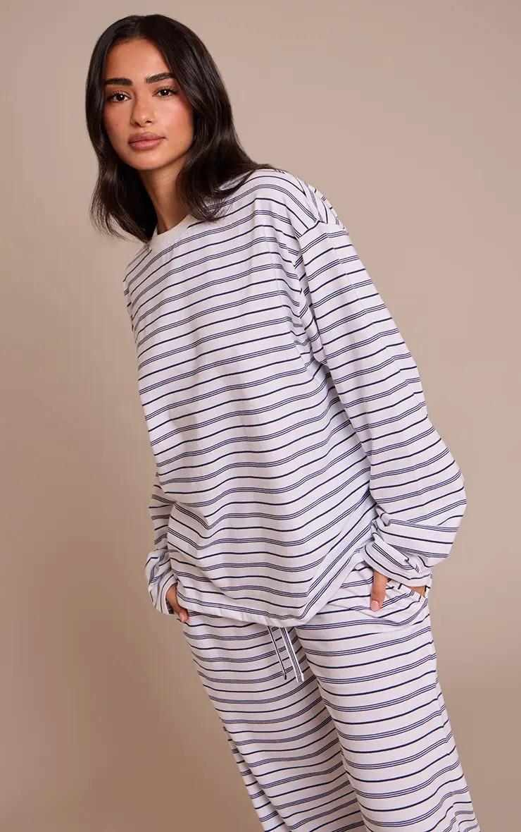 Petite Navy Striped Long Sleeved Top | PrettyLittleThing UK