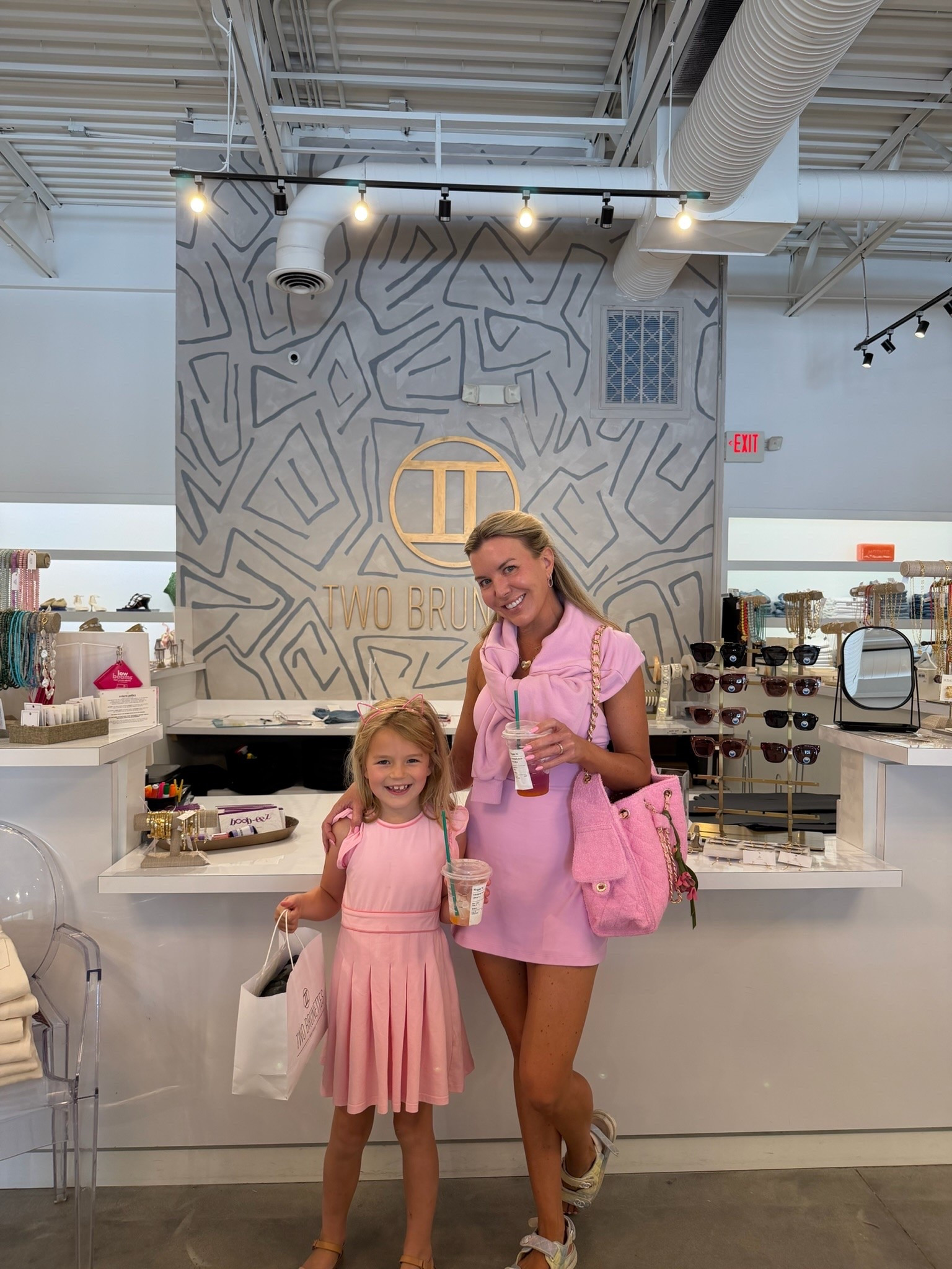 Girls day with my girlie🩷

#LTKootd #LTKmomlife #LTKActive
