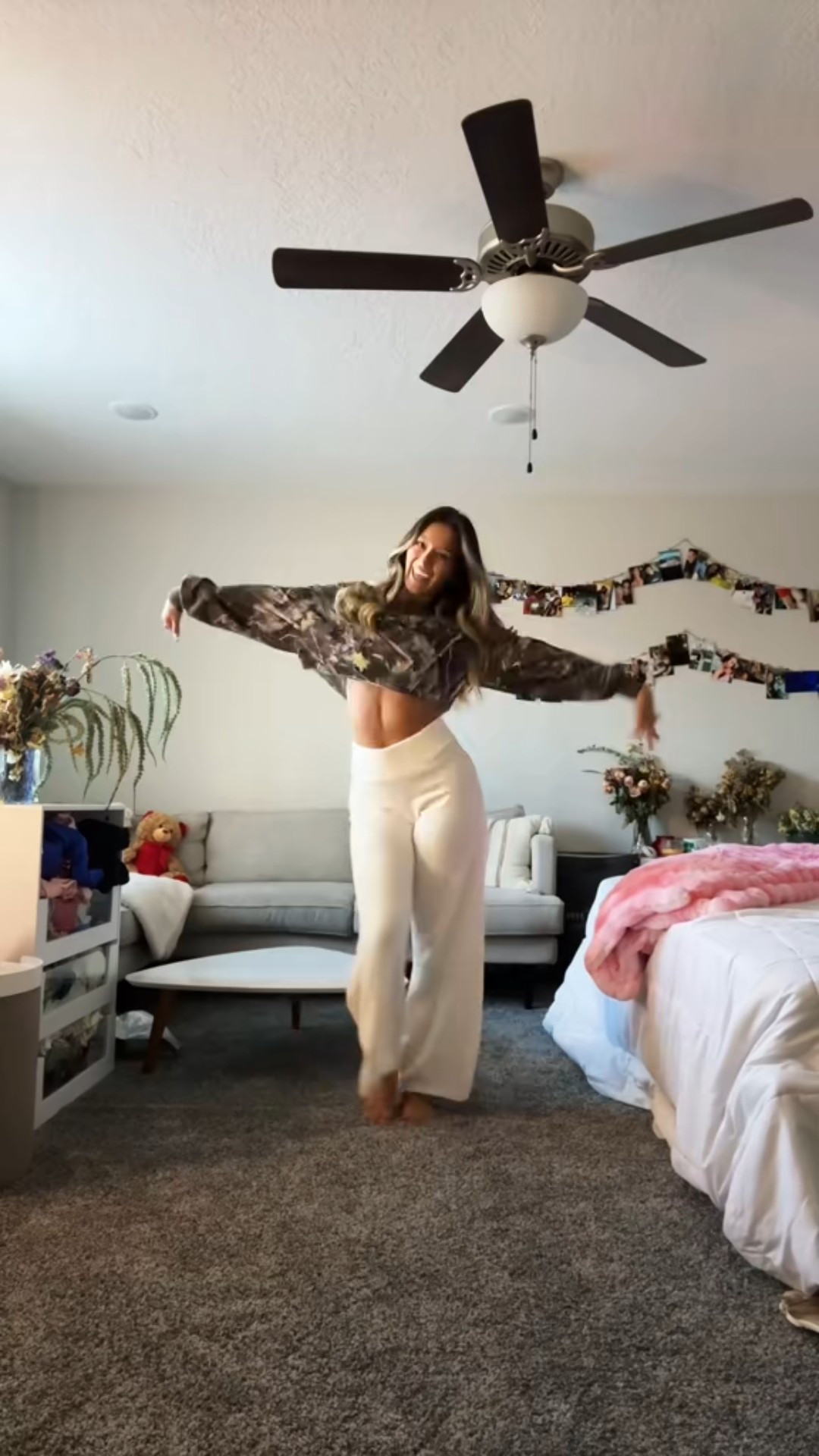 so comf!! #comfy #comfybottoms #sweats #comfysweats #flattering #flatteringbottoms #comfyoutfit 