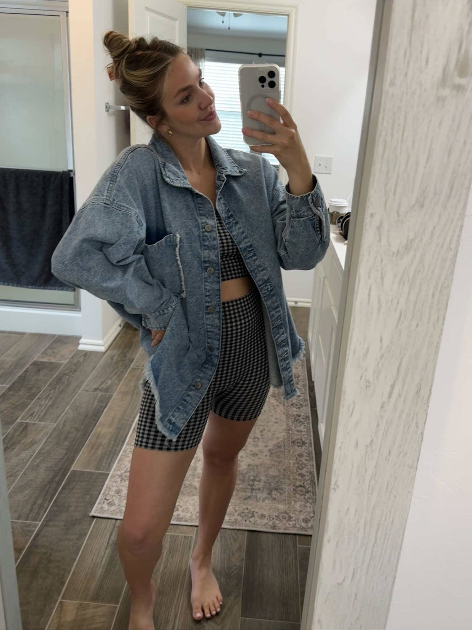 Quick rainy day outfit! 
🤍🖤🤍🖤
Size medium in set size large in jacket. 
Couldn’t find exact jacket, linked similar!
