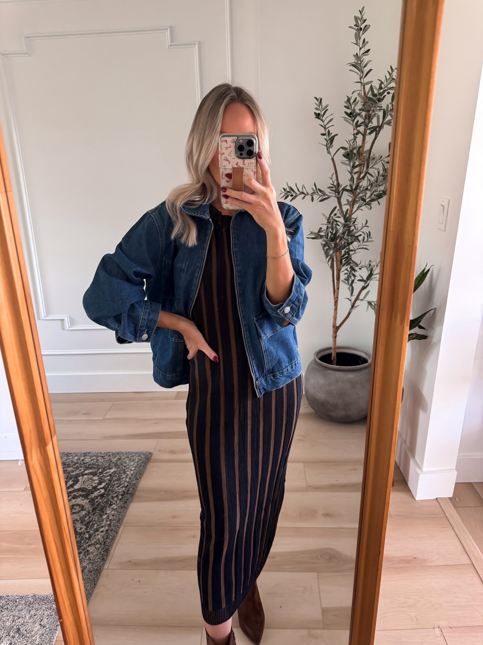 Amazon prime deal day
Long brown dress 
Striped dress 
Fall outfit 
Fall style