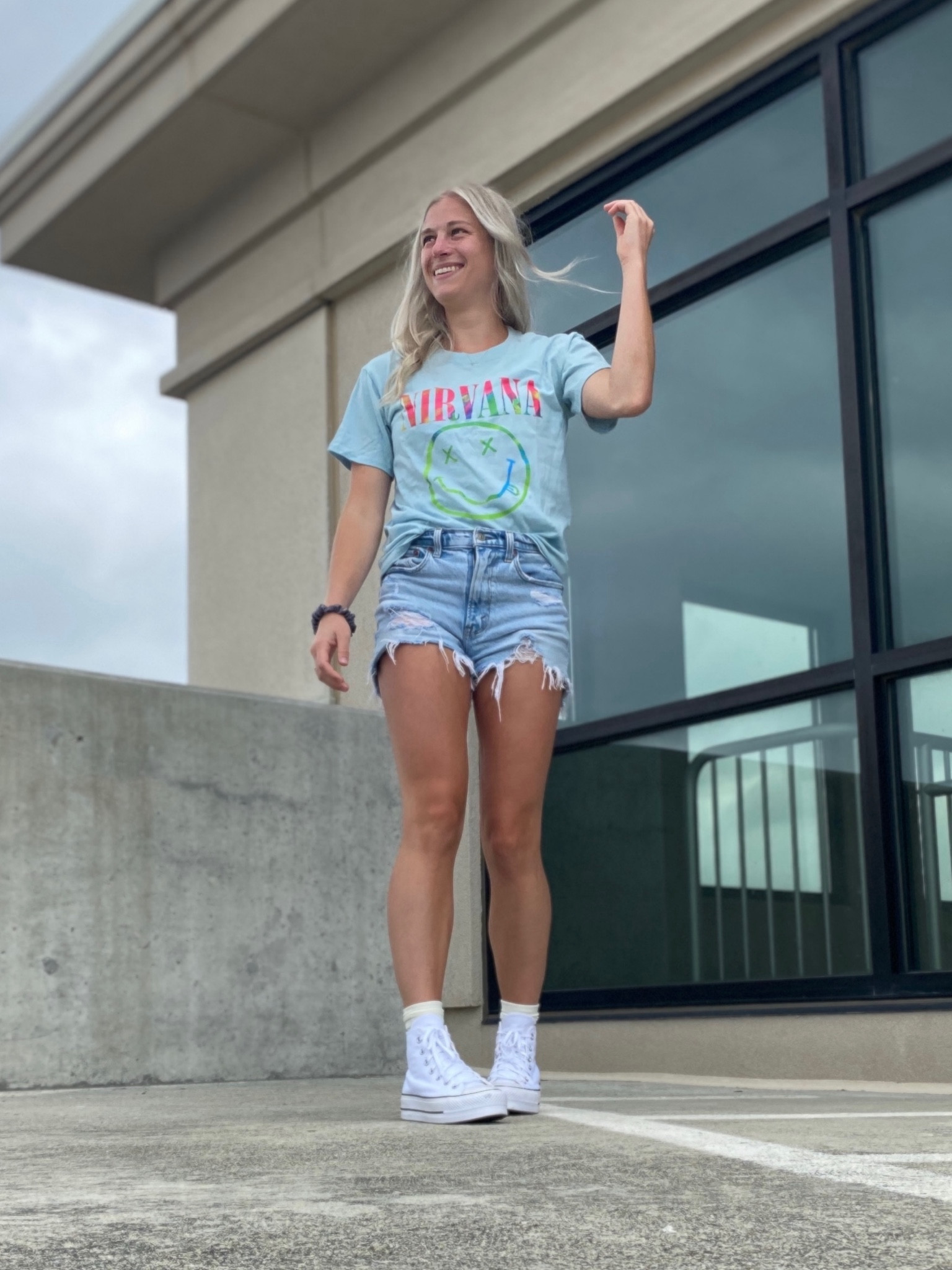 Abercrombie Jean sale! All jeans are 25% off! Use code DENIMAF for an additional 15% off 

Shorts 25 TTS. Shoes 6 size  down 1/2  

Jean shorts. Converse sneakers. Platform sneakers. Abercrombie jeans. Abercrombie jean shorts 