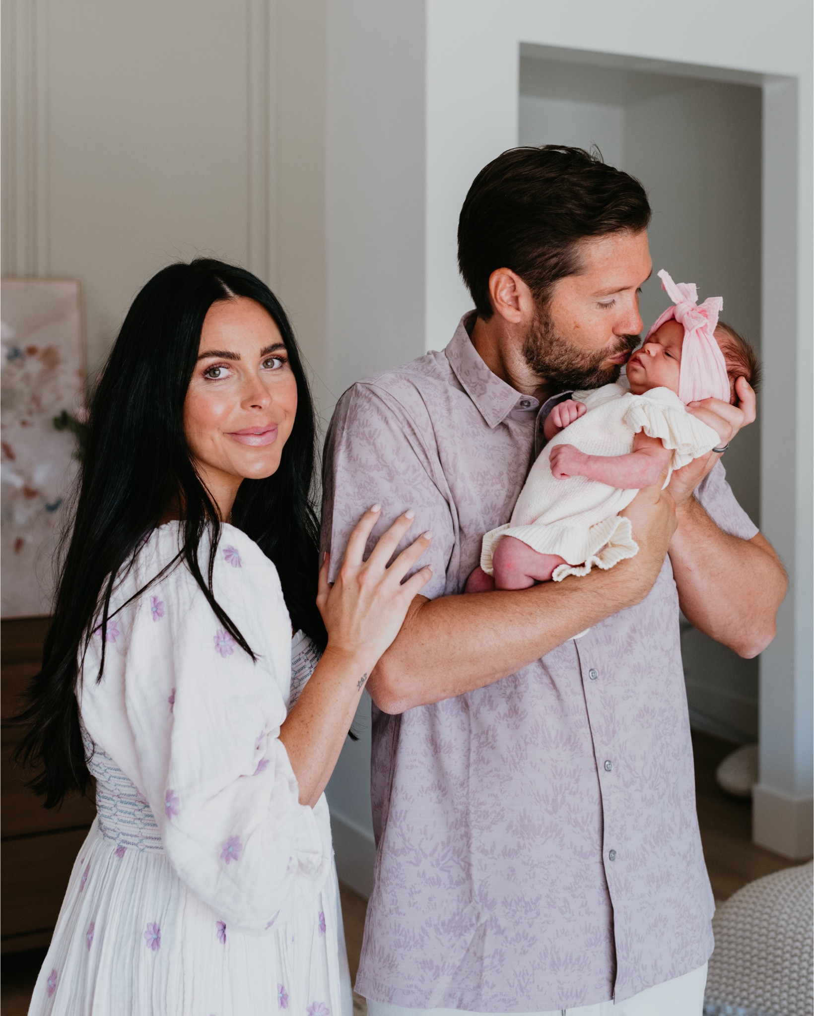 Newborn family photo outfit ideas



#LTKFamily #LTKBaby